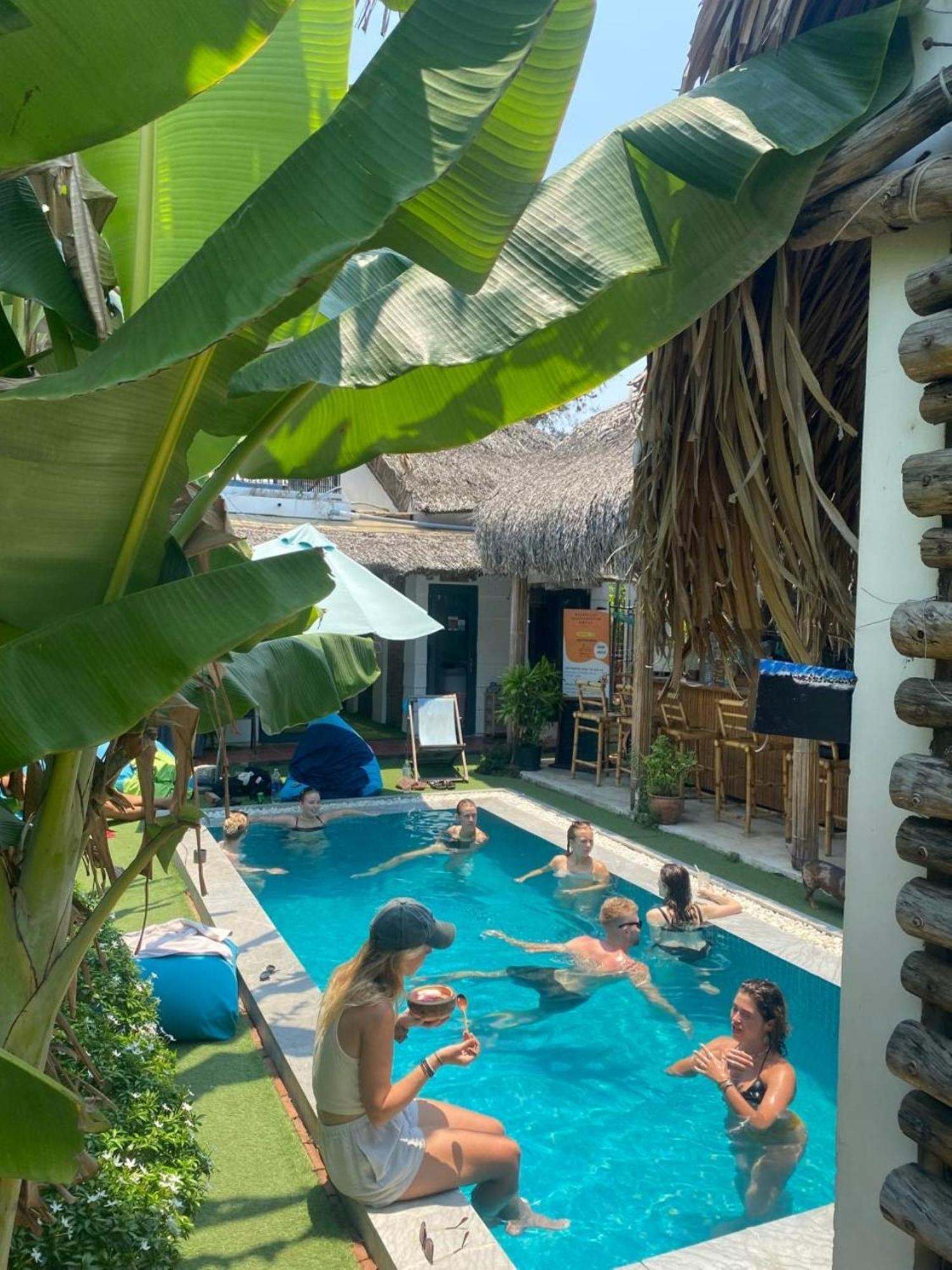 Wanderlust - Beach Side Hoi An An Bàn Εξωτερικό φωτογραφία
